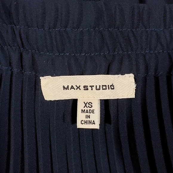 Max Studio Pleated Accordion Style Maxi / Midi Skirt Dark Navy Blue Pull-on - Picture 6 of 8